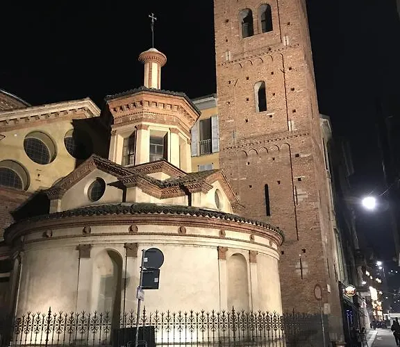Kibilu - Via Falcone - Centre - Duomo * Milaan